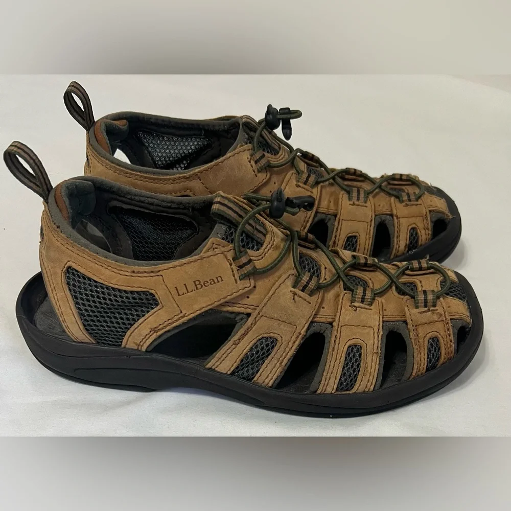L.L.Bean Men’s 10M Closed Toe Sport River Hiking Water Sandals Tan